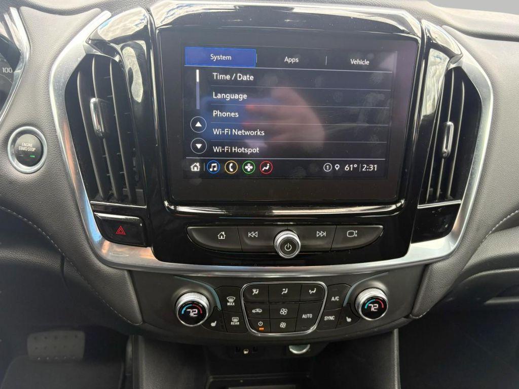 used 2023 Chevrolet Traverse car, priced at $32,393