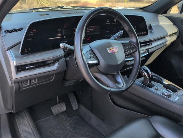 used 2024 Cadillac XT4 car, priced at $23,495