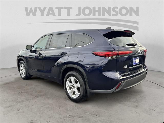 used 2023 Toyota Highlander car, priced at $27,646