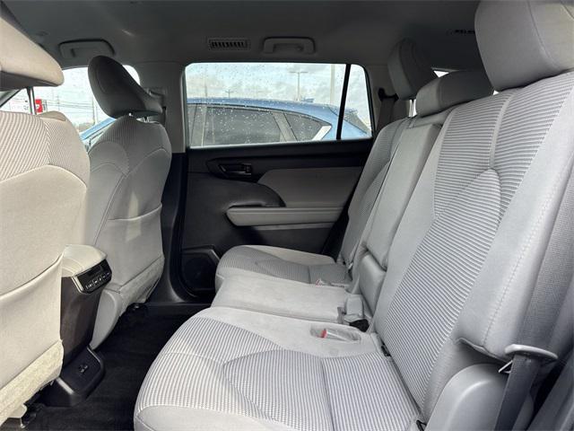 used 2023 Toyota Highlander car, priced at $27,646