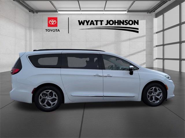 used 2023 Chrysler Pacifica car, priced at $22,876
