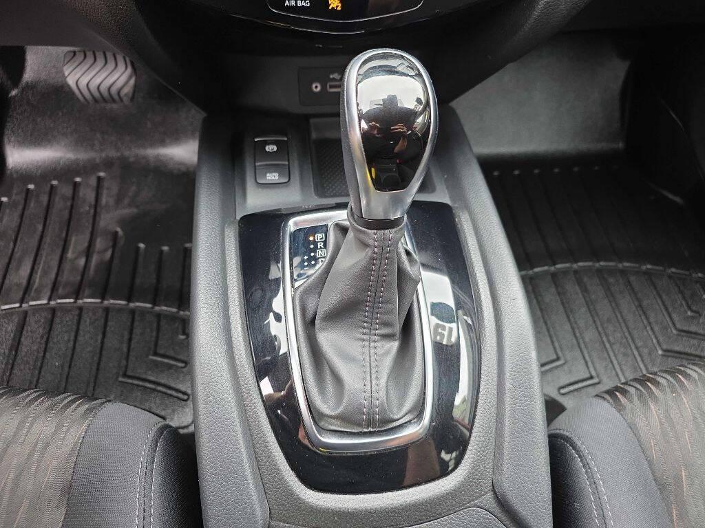 used 2019 Nissan Rogue car, priced at $15,997