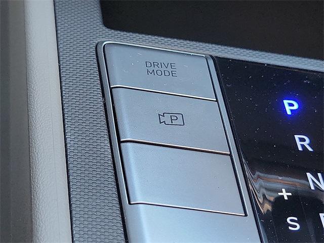 new 2025 Hyundai Elantra car, priced at $22,460