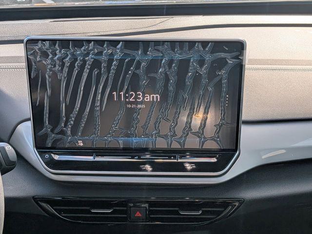 new 2025 Volkswagen ID.4 car, priced at $37,371