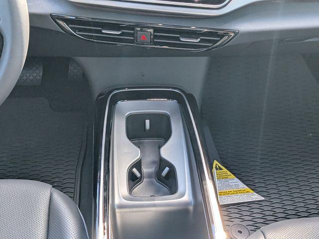 new 2025 Volkswagen ID.4 car, priced at $37,371