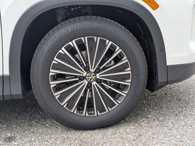new 2026 Volkswagen Tiguan car, priced at $29,600