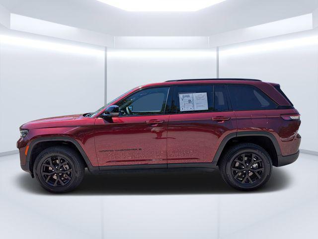 used 2024 Jeep Grand Cherokee car, priced at $27,901