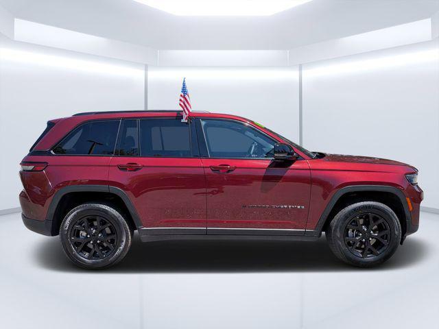 used 2024 Jeep Grand Cherokee car, priced at $27,901