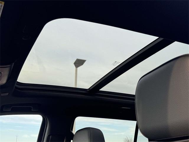 used 2021 GMC Yukon car, priced at $44,911