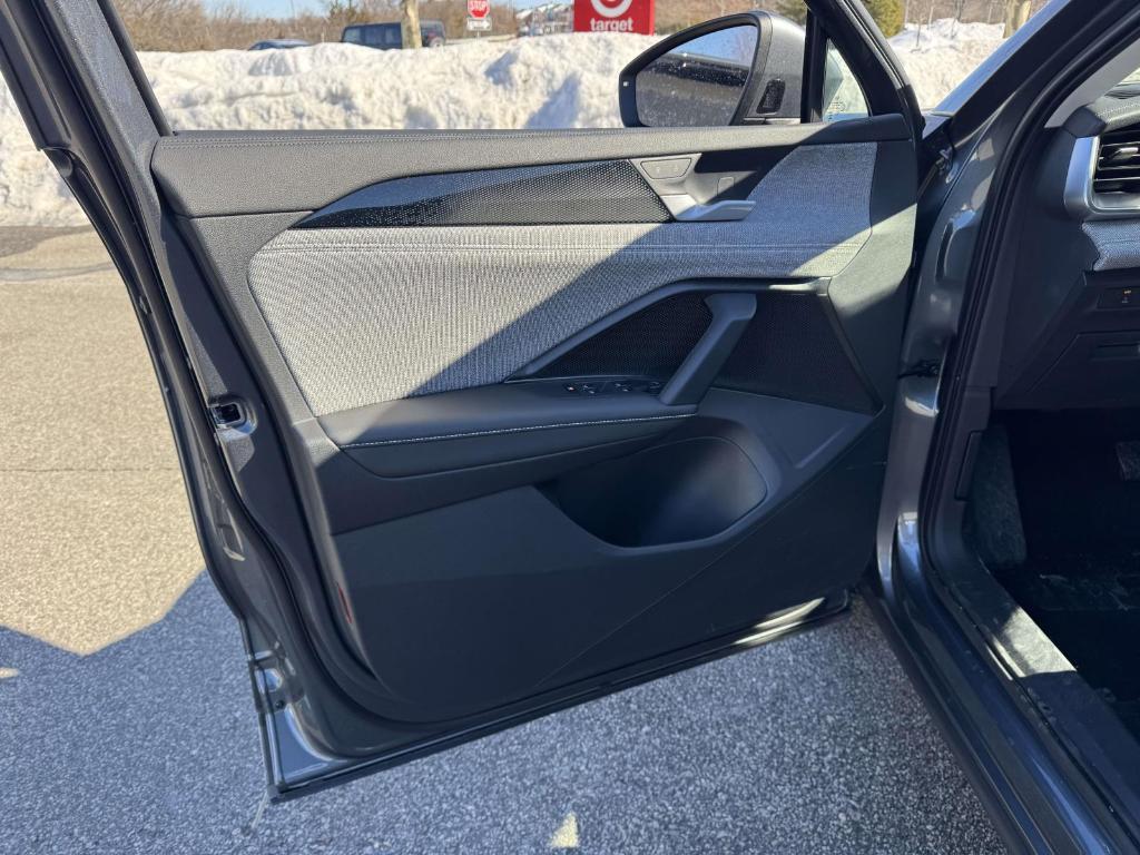 used 2025 Volkswagen Tiguan car, priced at $28,881