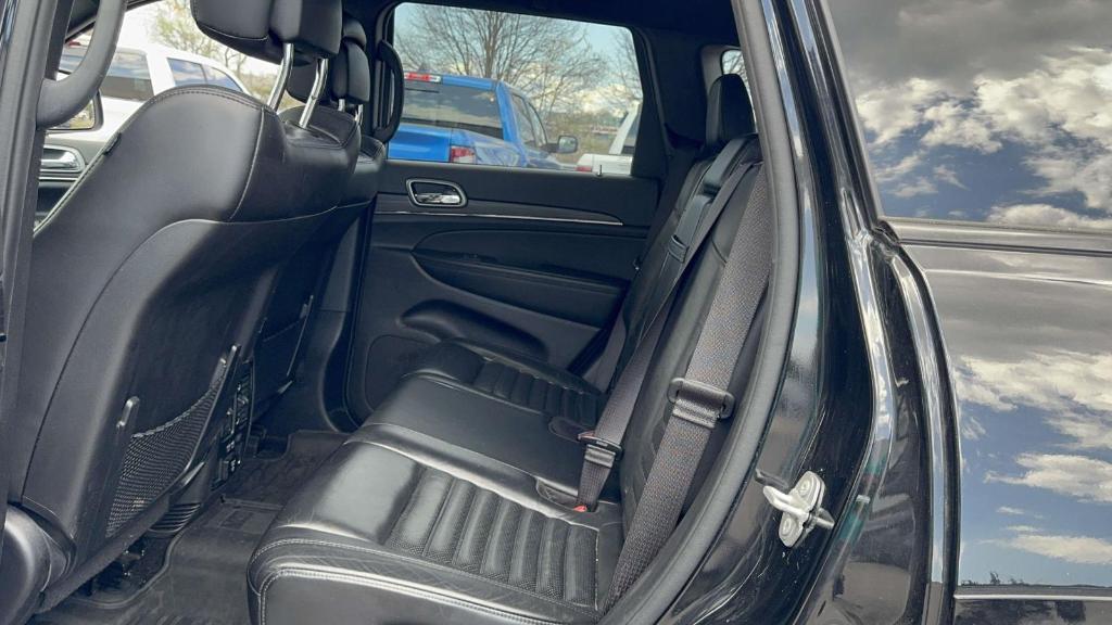 used 2021 Jeep Grand Cherokee car, priced at $25,073