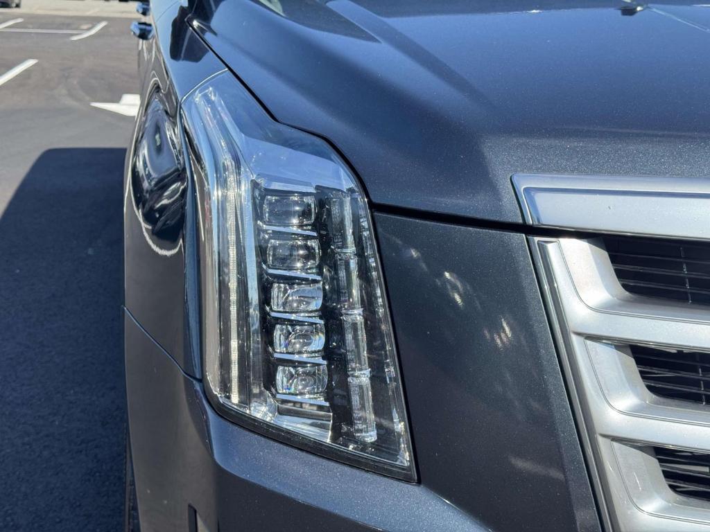 used 2019 Cadillac Escalade ESV car, priced at $24,970