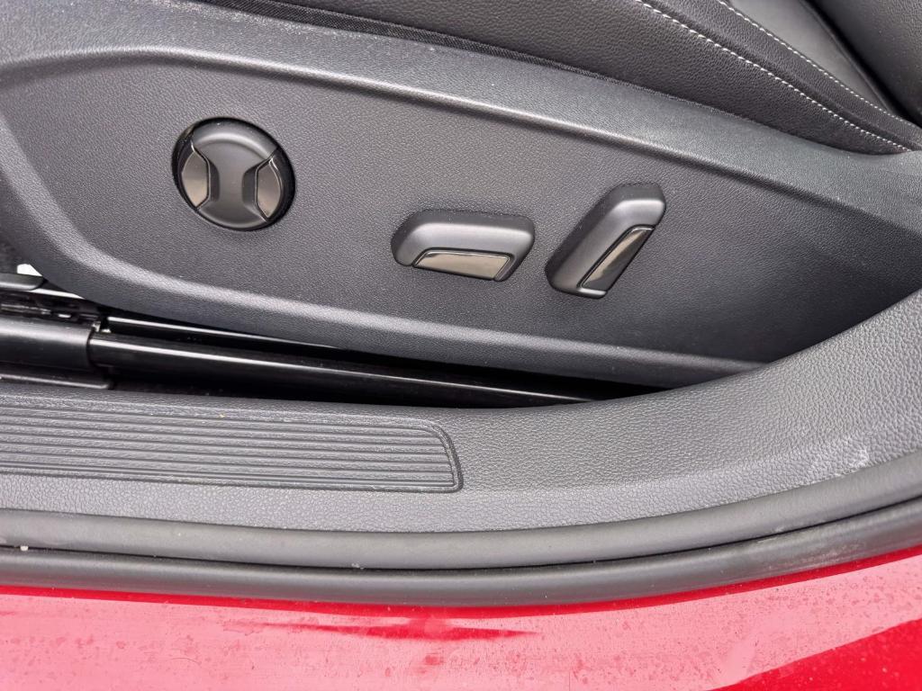 used 2021 Volkswagen Jetta car, priced at $20,161