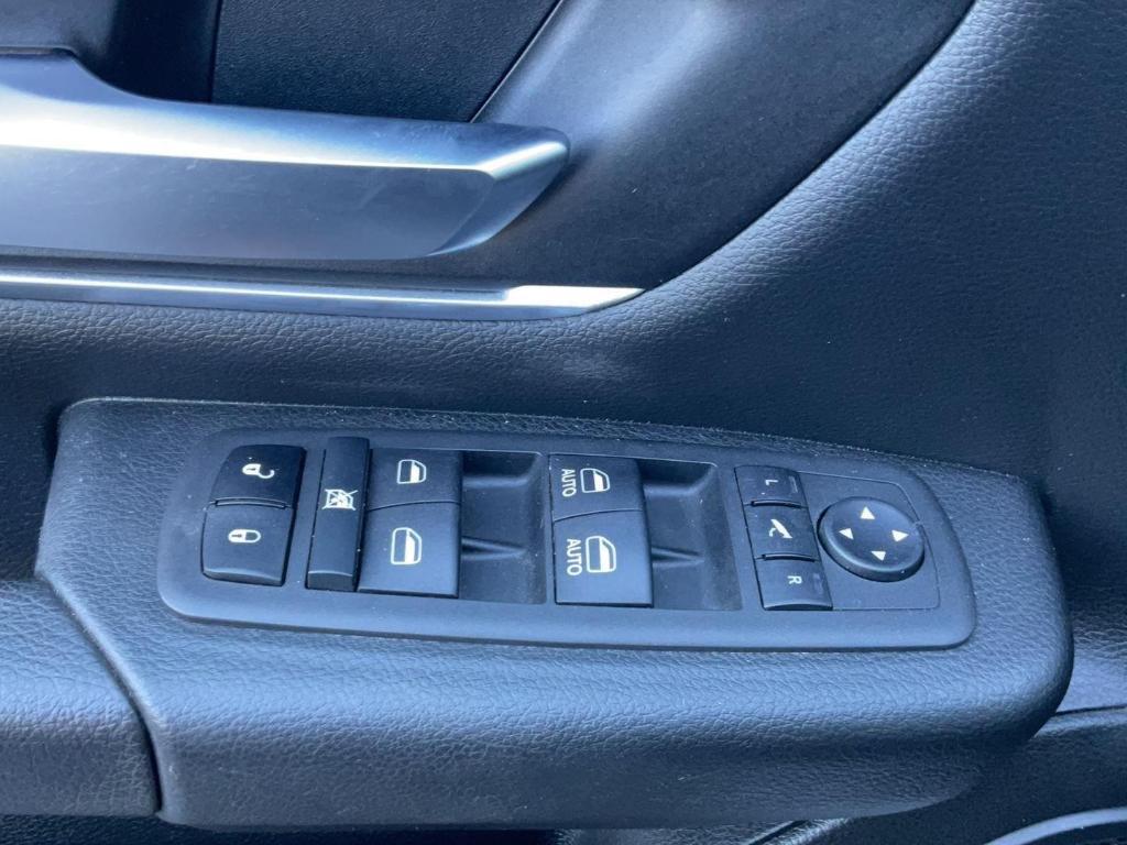 used 2022 Ram 1500 car, priced at $28,000