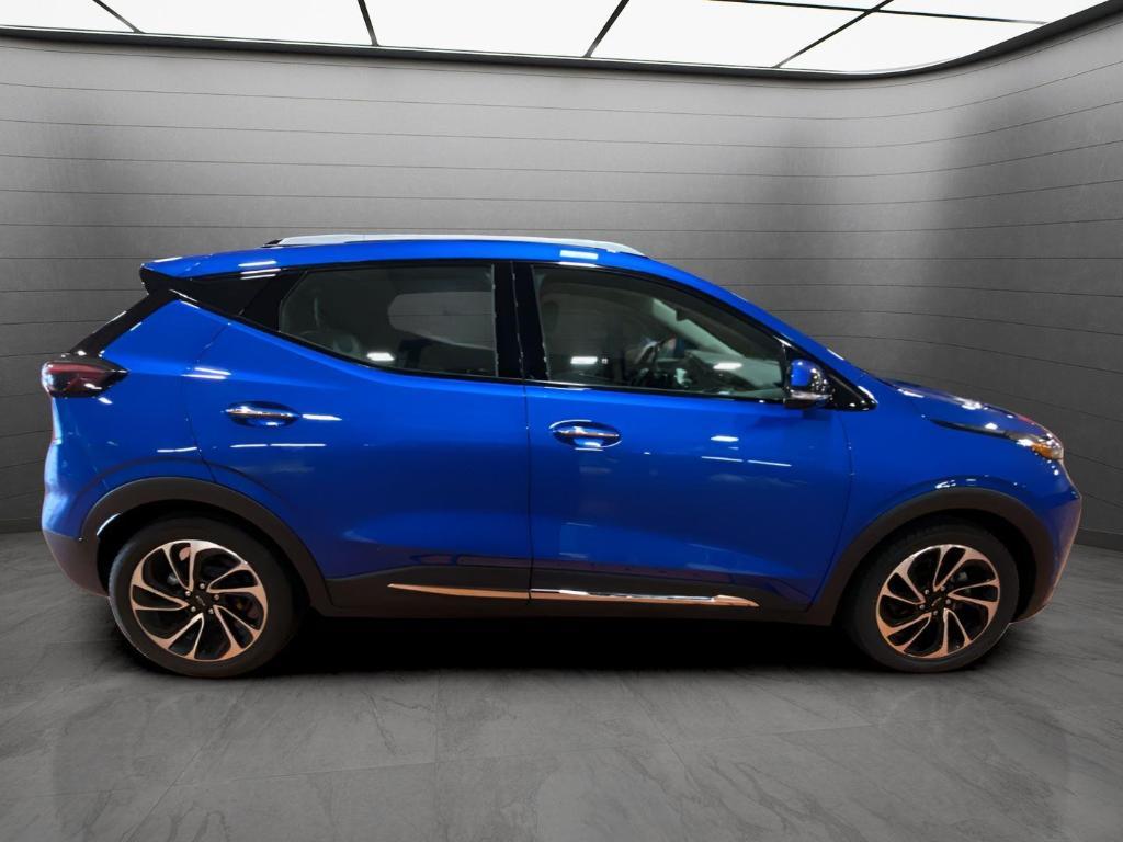 used 2022 Chevrolet Bolt EUV car, priced at $21,320