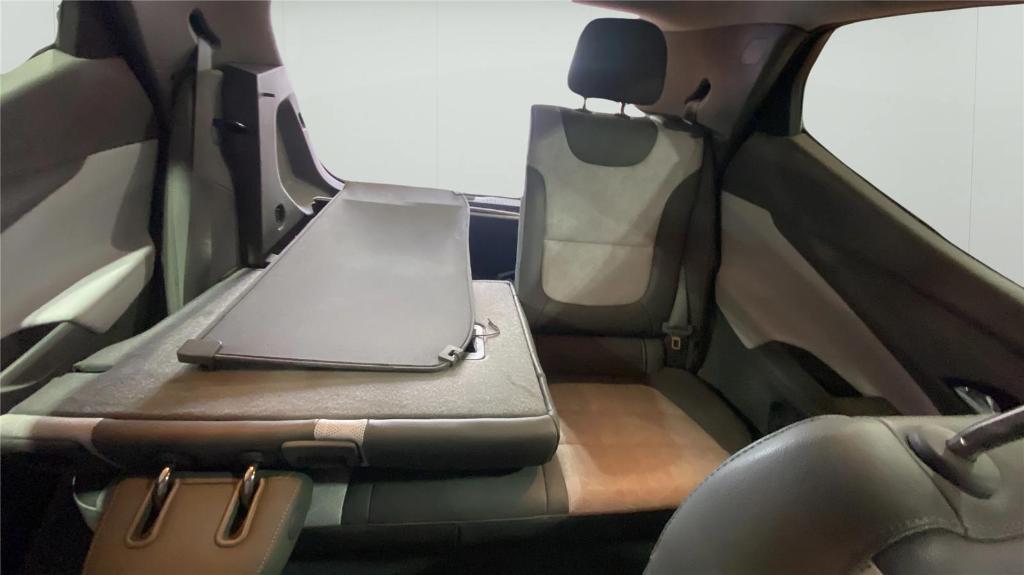 used 2022 Chevrolet Bolt EUV car, priced at $21,320