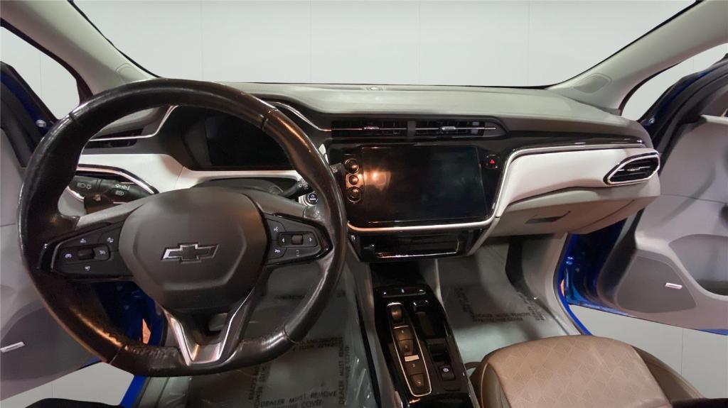 used 2022 Chevrolet Bolt EUV car, priced at $21,320