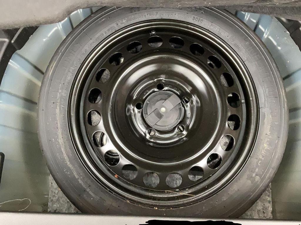 used 2021 Chevrolet Equinox car, priced at $17,257