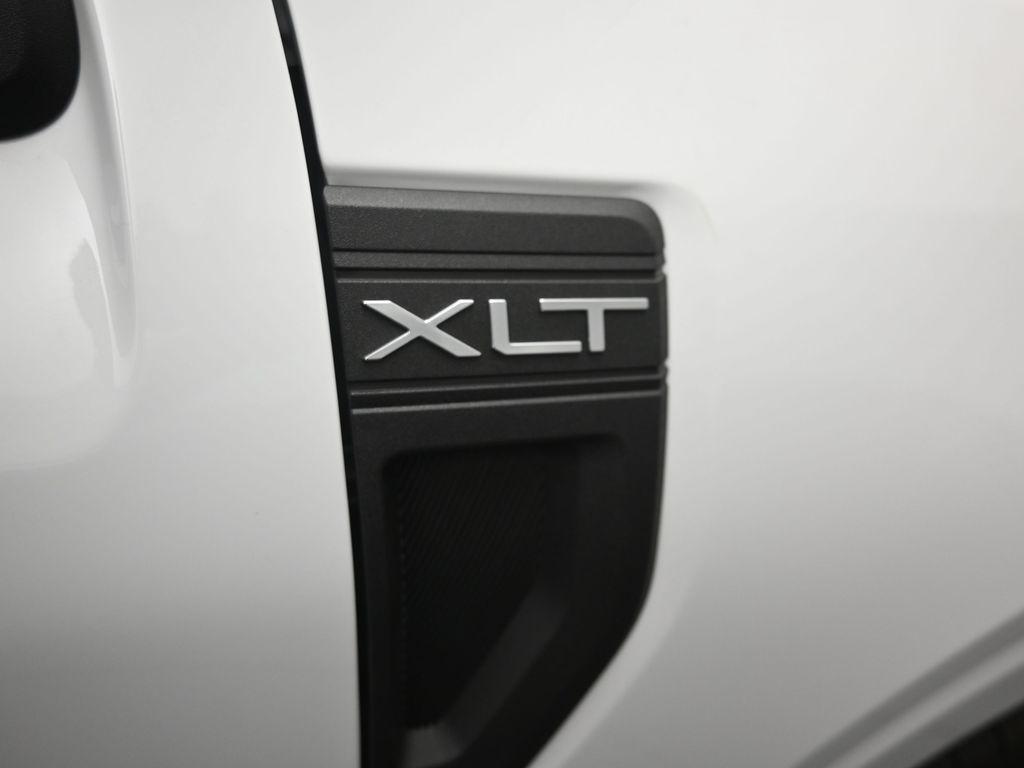 new 2025 Ford Maverick car, priced at $34,560