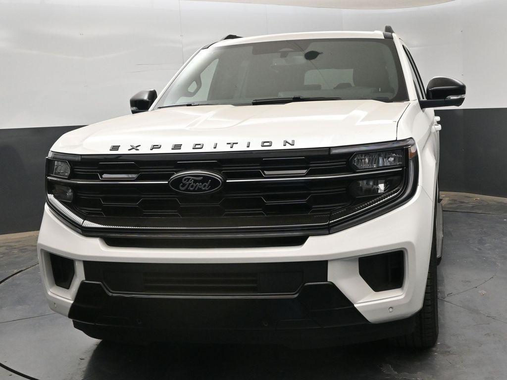 new 2026 Ford Expedition car, priced at $81,115