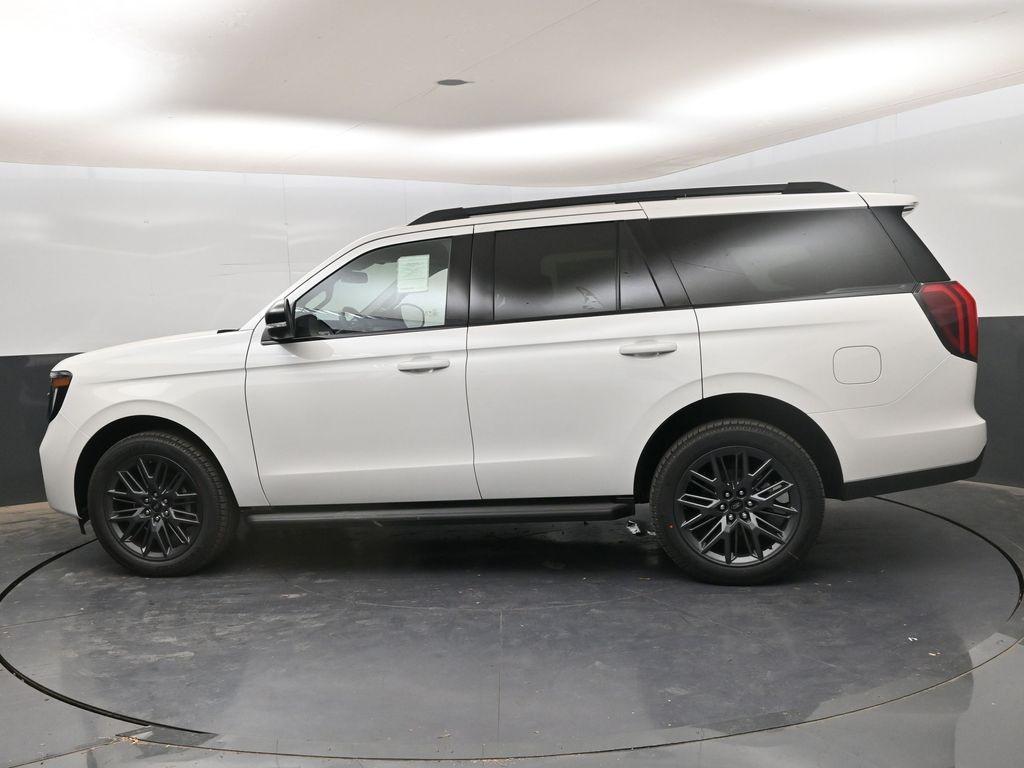 new 2026 Ford Expedition car, priced at $81,115