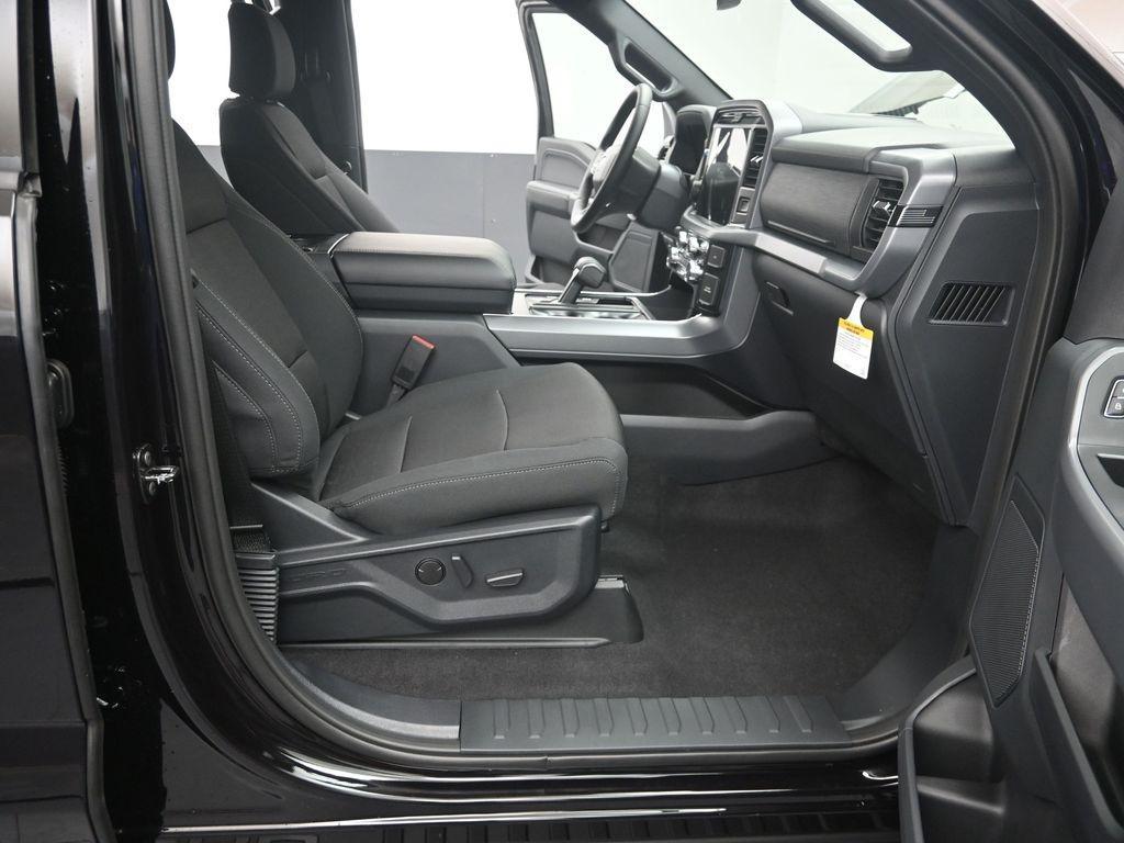 new 2026 Ford F-150 car, priced at $66,885