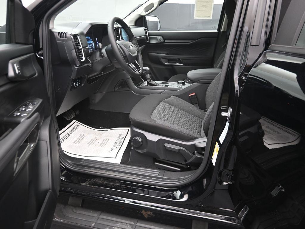 new 2025 Ford Ranger car, priced at $44,875