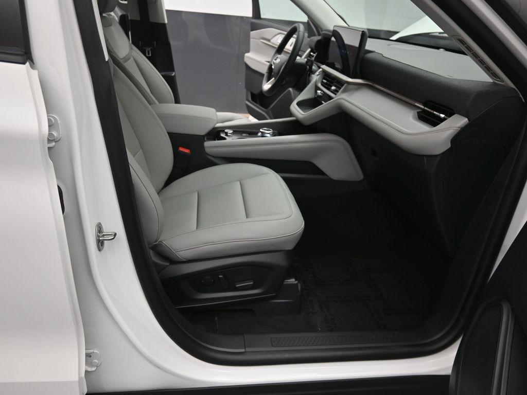 new 2026 Ford Explorer car, priced at $50,070