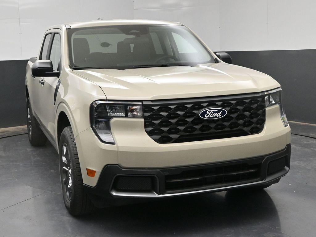 new 2025 Ford Maverick car, priced at $32,340