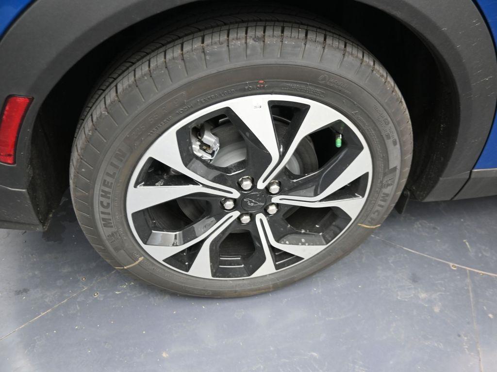 new 2025 Ford Mustang Mach-E car, priced at $39,585