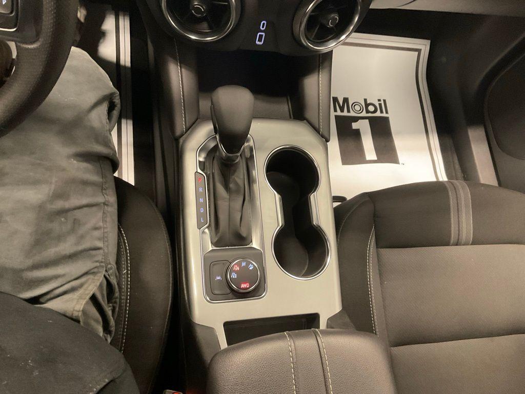 used 2025 Chevrolet Blazer car, priced at $25,997