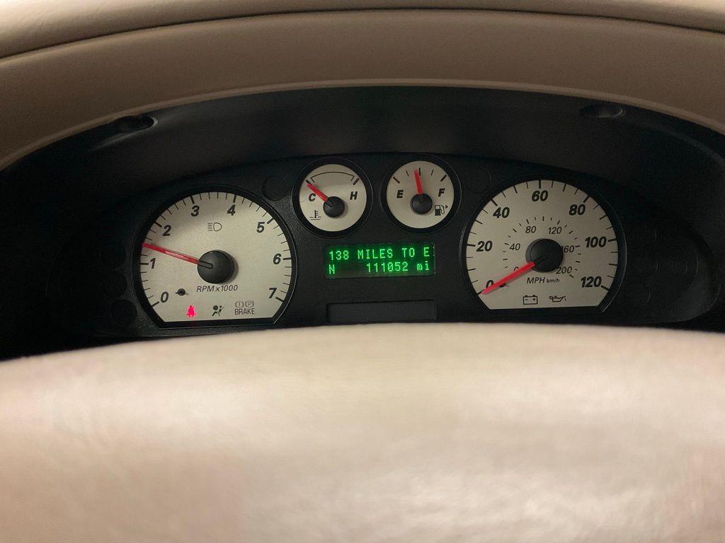 used 2007 Ford Taurus car, priced at $3,244