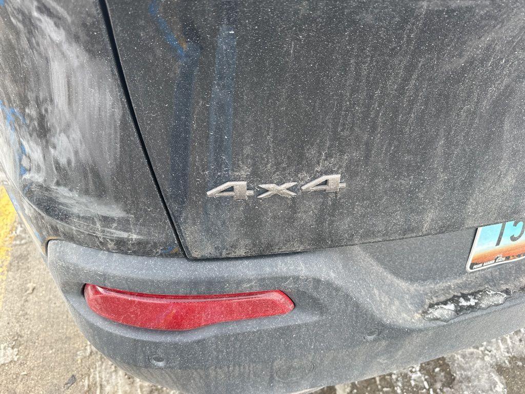 used 2016 Jeep Cherokee car, priced at $10,998