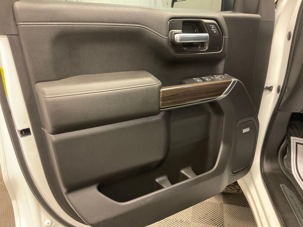 used 2021 Chevrolet Silverado 1500 car, priced at $33,998