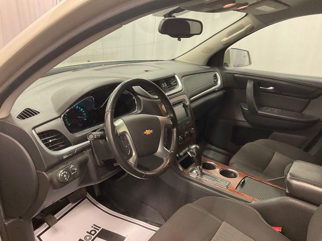 used 2014 Chevrolet Traverse car, priced at $6,900