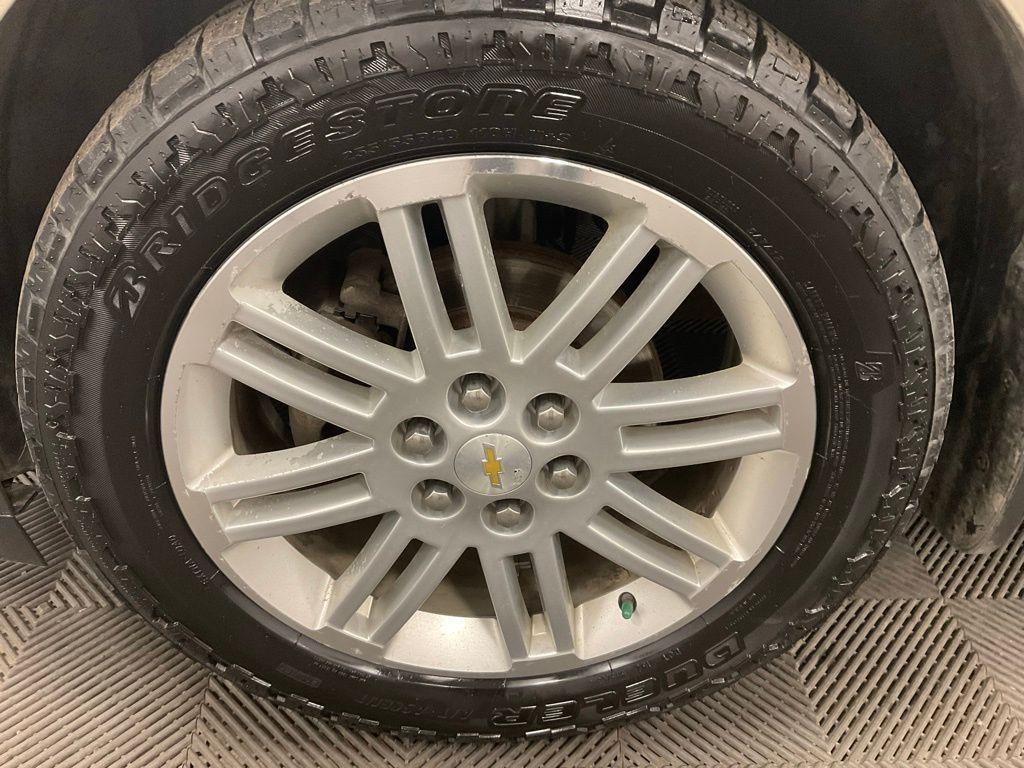 used 2014 Chevrolet Traverse car, priced at $6,900