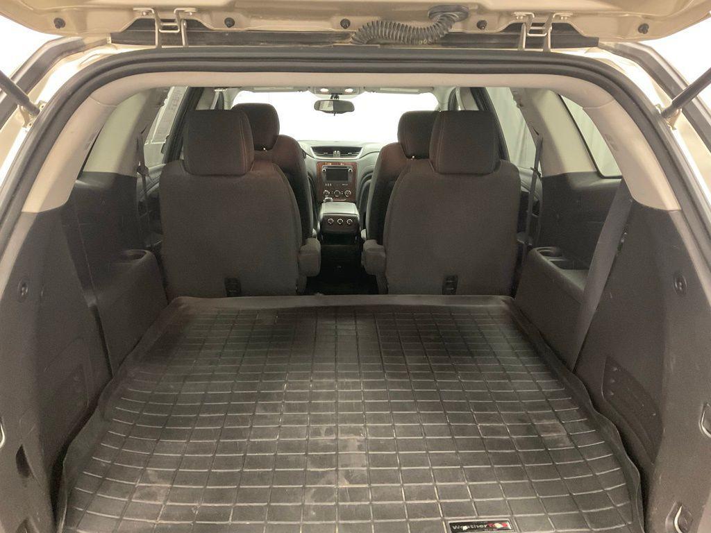 used 2014 Chevrolet Traverse car, priced at $6,900