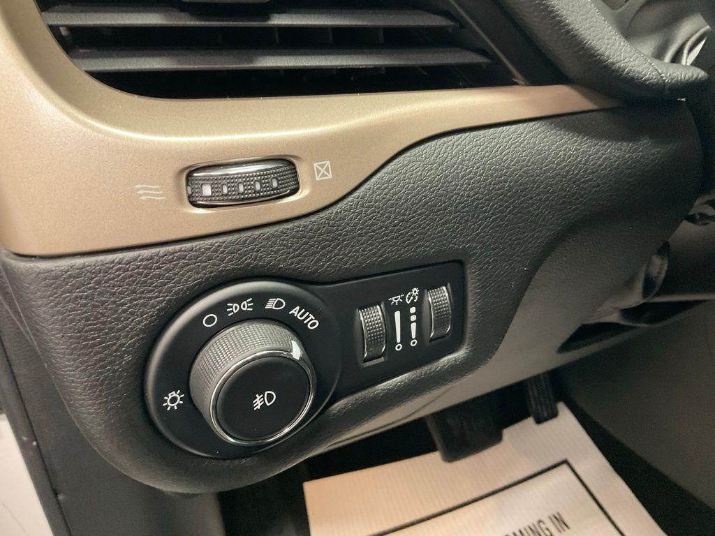 used 2016 Jeep Cherokee car, priced at $12,907