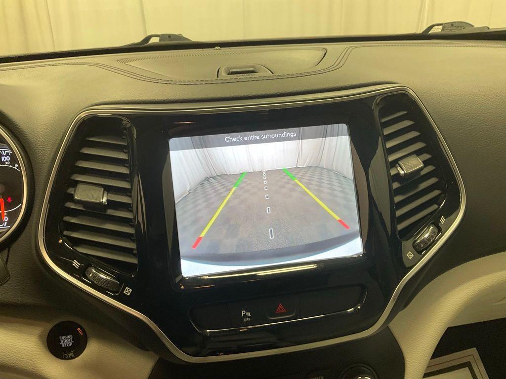 used 2019 Jeep Cherokee car, priced at $13,498