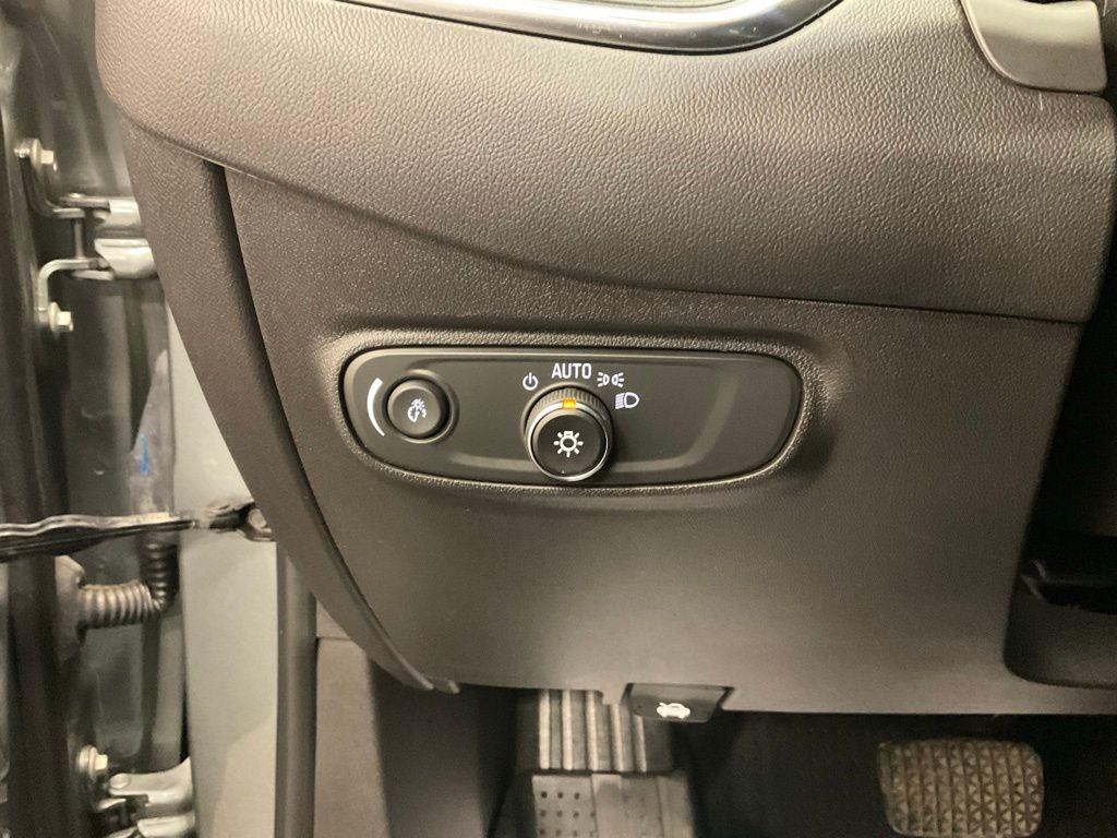 used 2024 Chevrolet Equinox car, priced at $23,997