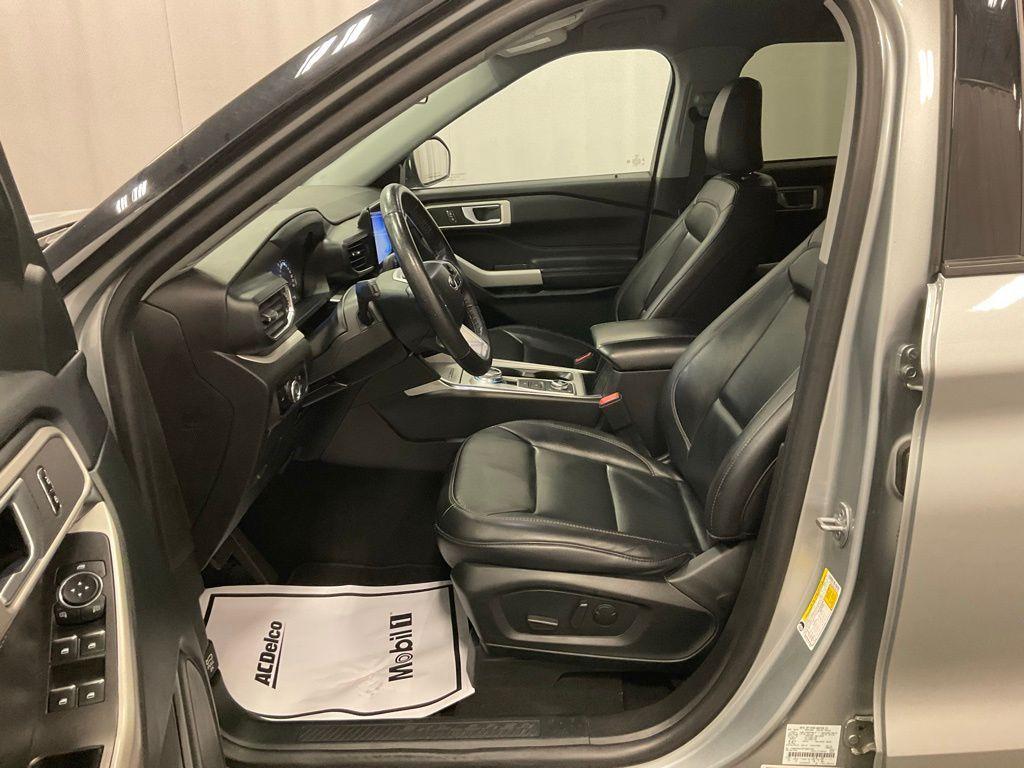 used 2023 Ford Explorer car, priced at $31,998
