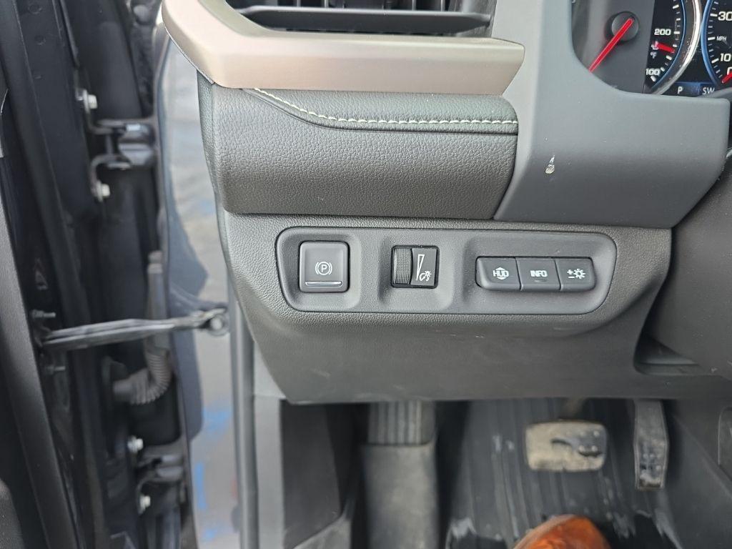 used 2021 GMC Acadia car, priced at $31,998