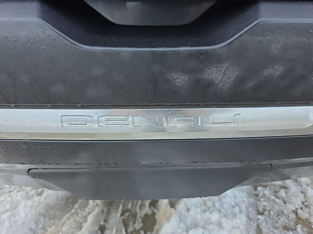 used 2021 GMC Acadia car, priced at $31,998