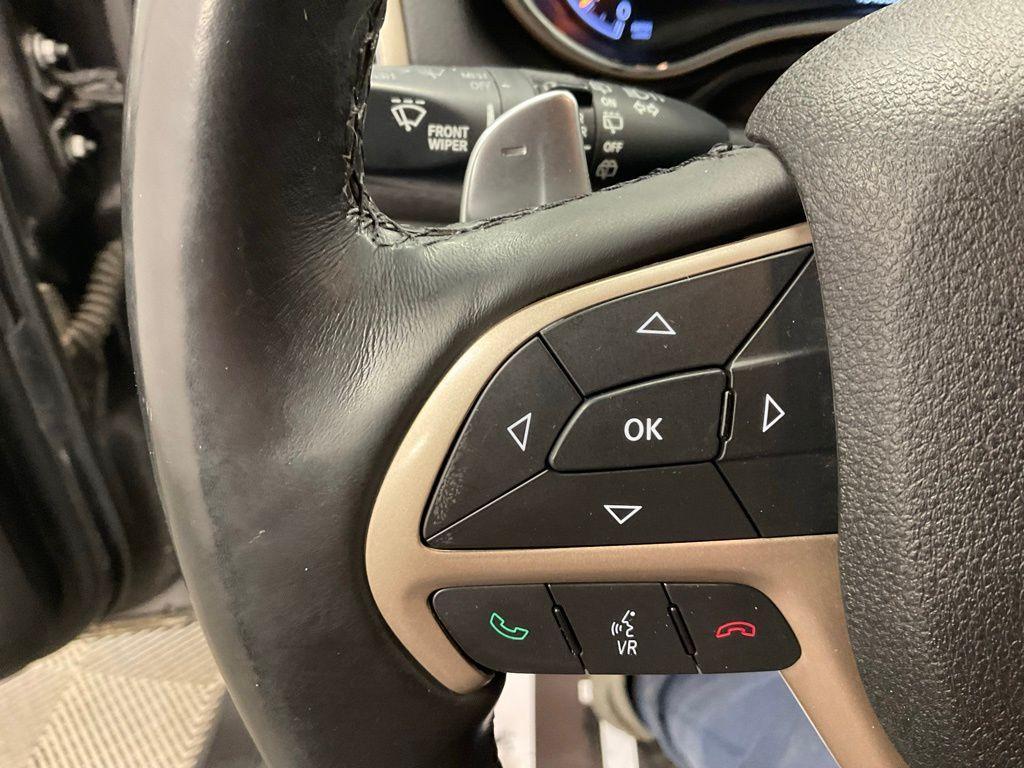 used 2015 Jeep Grand Cherokee car, priced at $9,998