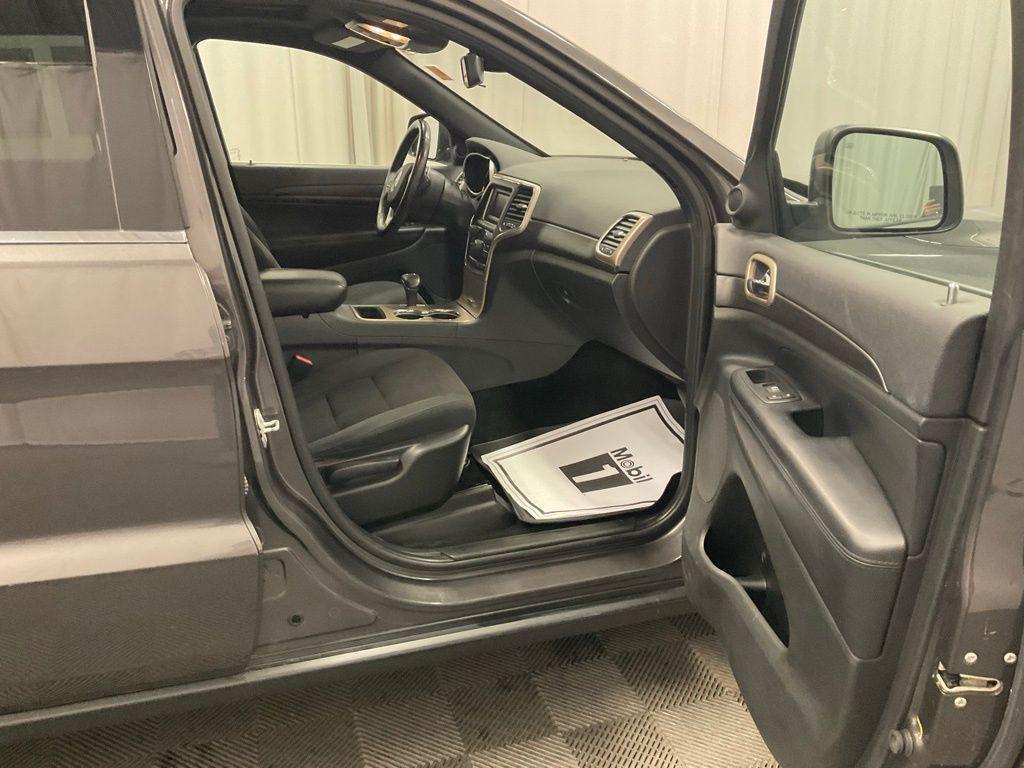 used 2015 Jeep Grand Cherokee car, priced at $9,998