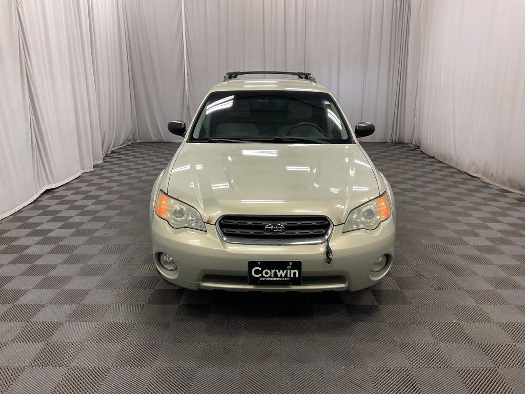 used 2007 Subaru Outback car, priced at $5,998