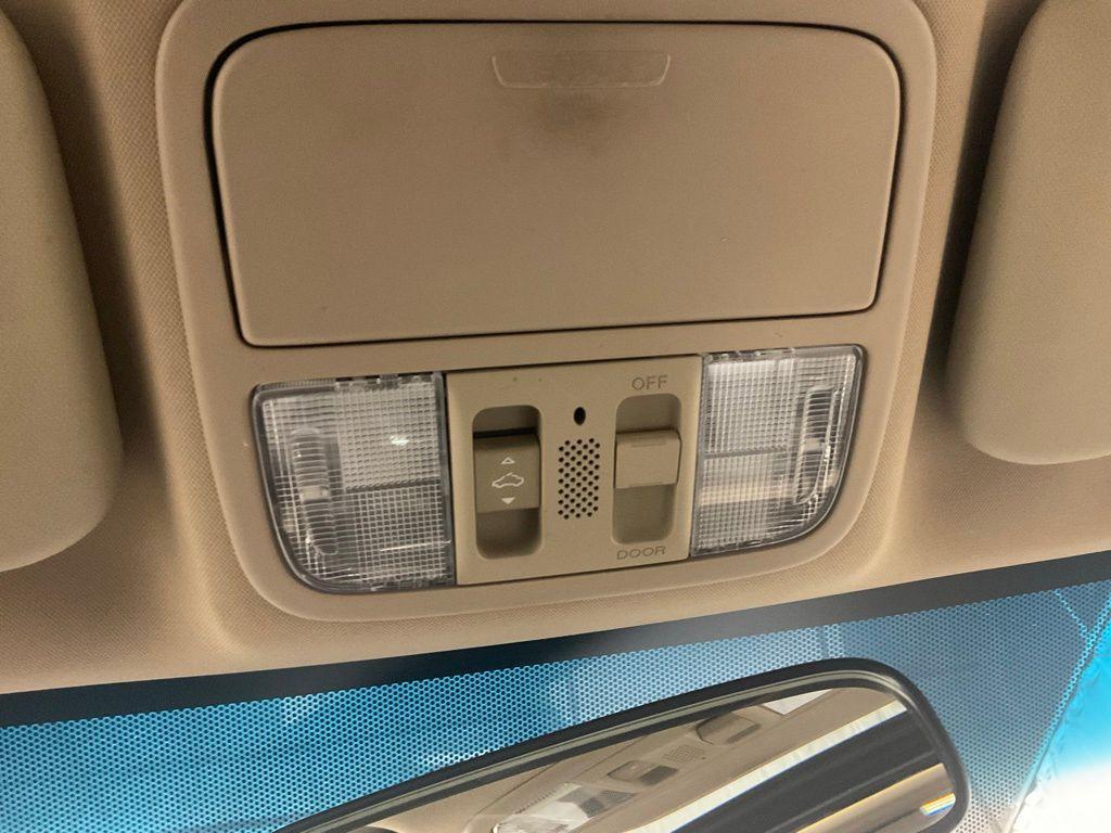 used 2009 Honda CR-V car, priced at $5,000