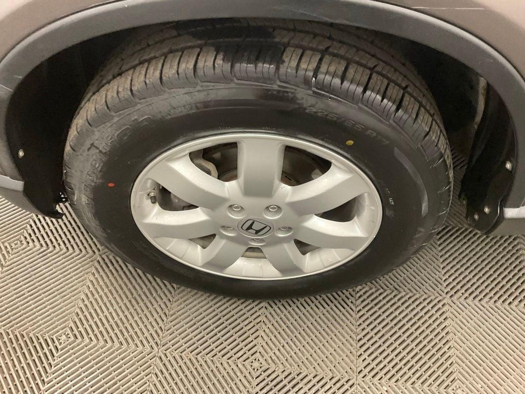 used 2009 Honda CR-V car, priced at $5,000