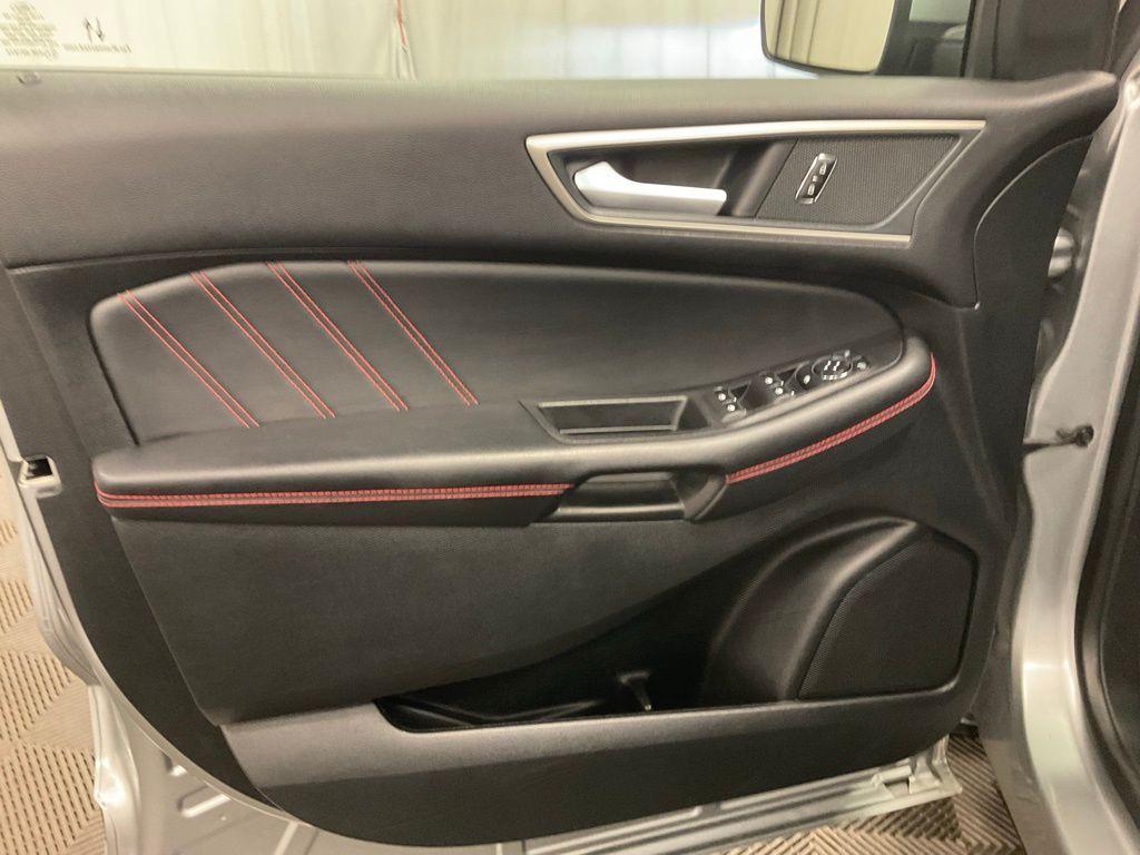 used 2024 Ford Edge car, priced at $25,998