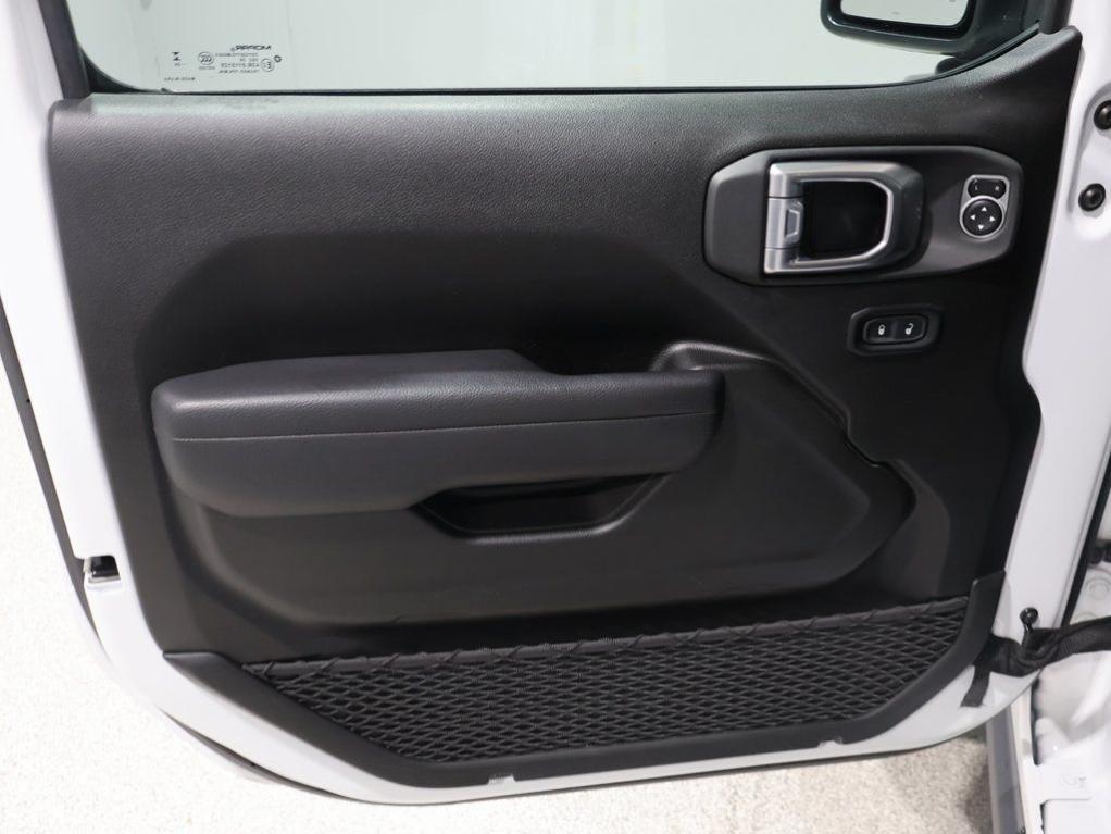 used 2024 Jeep Wrangler car, priced at $34,997